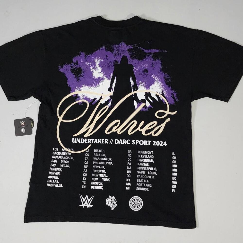 Darc Sport Men's Black and Multi Tshirt
